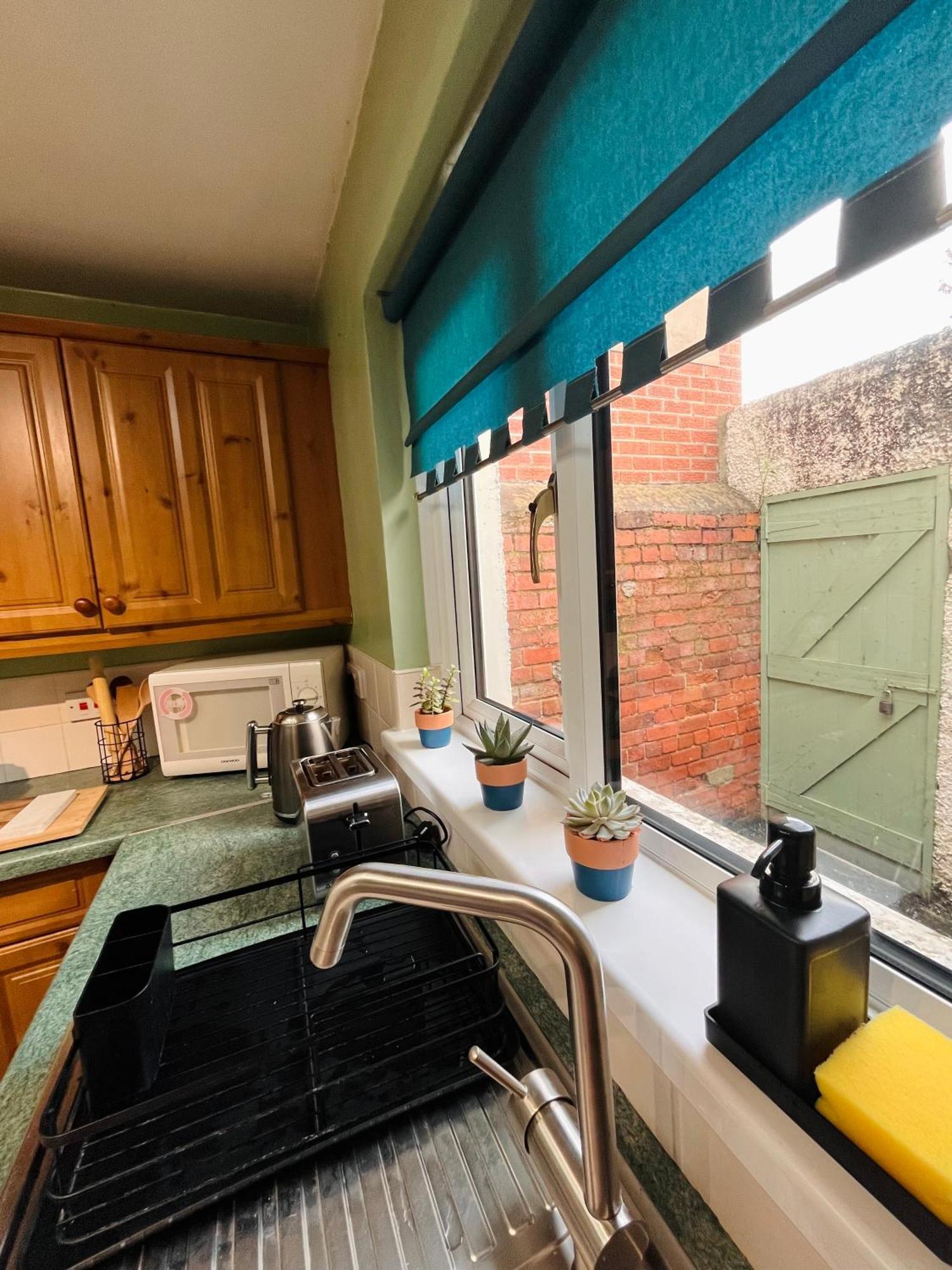 J&S Downtown Sky Attic House Διαμέρισμα Μπέλφαστ Εξωτερικό φωτογραφία